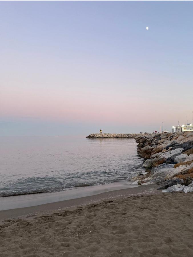 Cosy Sunrise Beach Torremolinos Exteriör bild